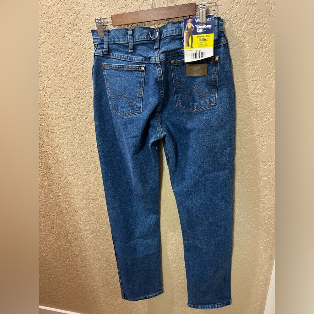 Wrangler jeans cowboy cut
